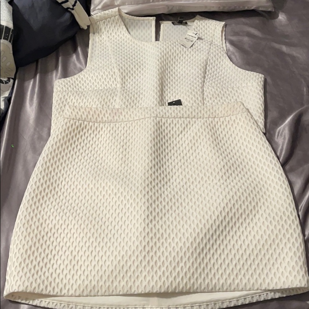 NWT 2 piece Express set